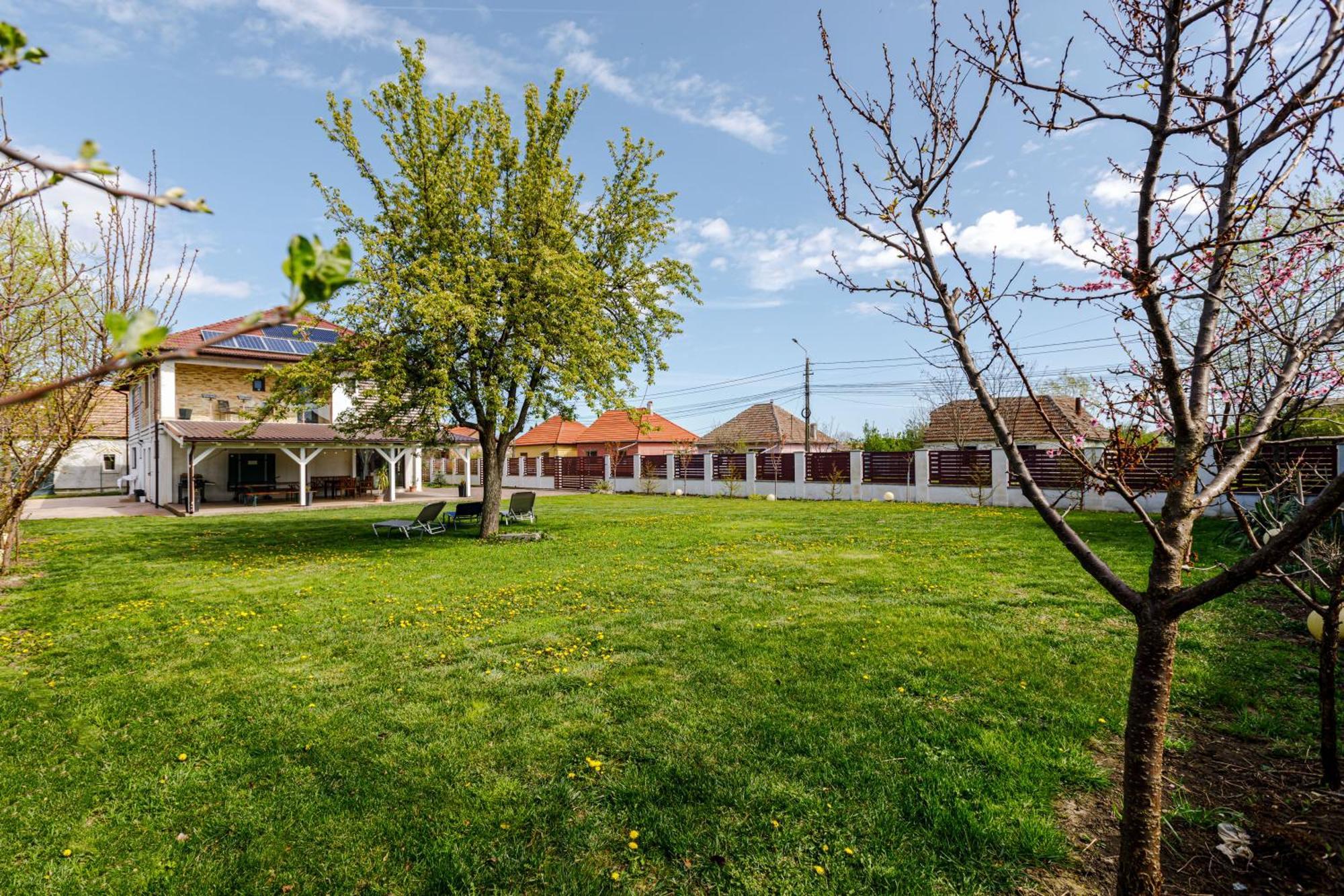Hotel Gasthaus Sacalaz Timisoara Exterior foto